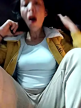 Snapshot of Sinejdk3 chatting on 11-18-25, 03:01 Sinejdk3 online show from 11-18-25, 03:01