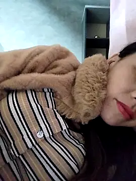 Snapshot of Sinejdk3 chatting on 12-04-25, 09:23 Sinejdk3 online show from 12-04-25, 09:23