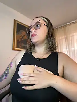 CurvyLust x online show from 07-22-26, 01:03