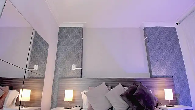 Snapshot of MiilaBlake chatting on 11-13-25, 08:08 MiilaBlake online show from 11-13-25, 08:08