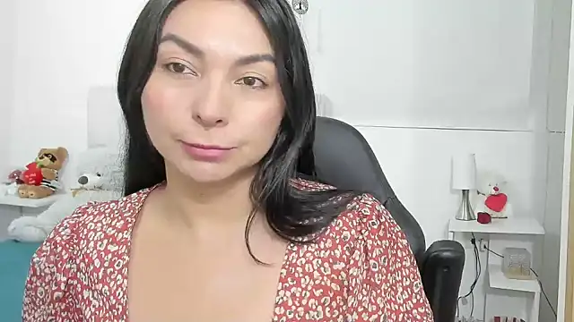 Snapshot of Ms_milarose chatting on 07-15-26, 11:54 Ms milarose online show from 07-15-26, 11:54