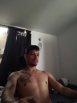 Snapshot of Juann-cock chatting on 06-17-26, 03:57 Juann-cock online show from 06-17-26, 03:57