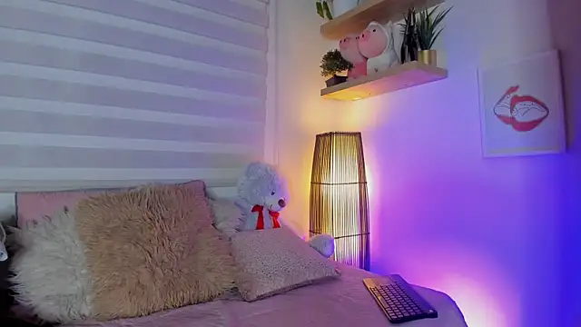 sara madrid online show from 04-09-26, 11:59