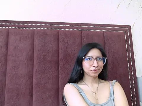 VioletxBloom online show from 09-14-25, 07:13