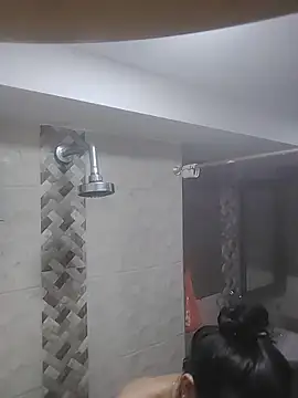 VioletxBloom online show from 11-29-25, 07:28