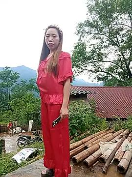 Snapshot of sulove_xx chatting on 06-18-26, 01:39 sulove xx online show from 06-18-26, 01:39
