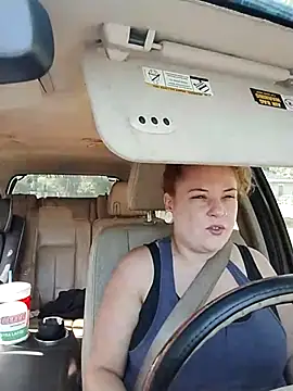 Snapshot of LacyLaurent chatting on 09-10-25, 03:01 LacyLaurent online show from 09-10-25, 03:01