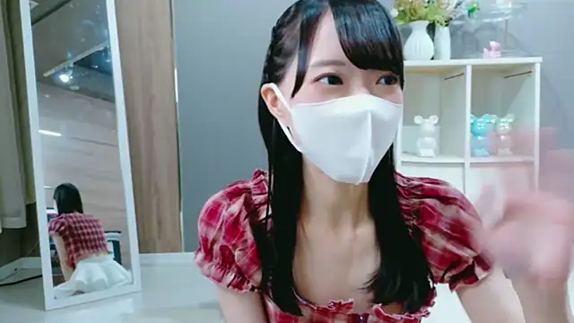 Snapshot of AI-xxx chatting on 10-19-25, 02:01 AI-xxx online show from 10-19-25, 02:01