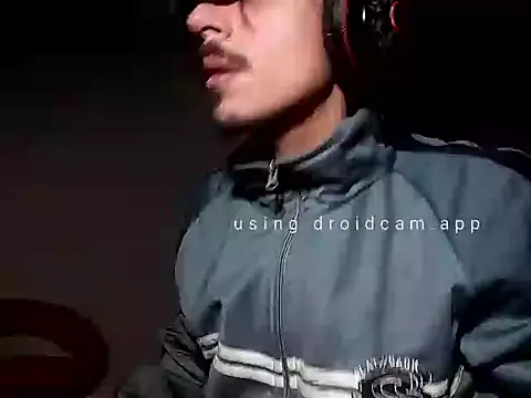 Snapshot of papito20cm chatting on 09-14-25, 02:54 papito20cm online show from 09-14-25, 02:54