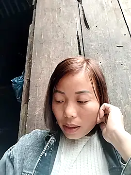 Annaacutee online show from 11-07-25, 06:46