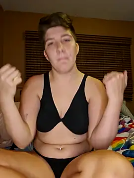 Snapshot of Sn0wmg2Spicy chatting on 09-19-25, 04:14 Sn0wmg2Spicy online show from 09-19-25, 04:14