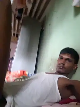 Snapshot of akshant1234 chatting on 10-31-25, 04:24 akshant1234 online show from 10-31-25, 04:24