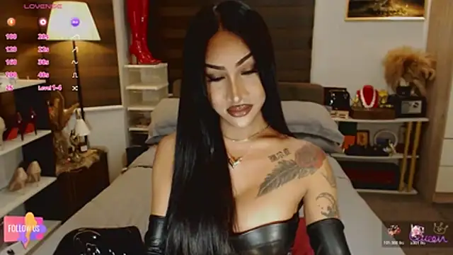 Snapshot of SeductiveVictoria chatting on 06-29-26, 10:37 SeductiveVictoria online show from 06-29-26, 10:37