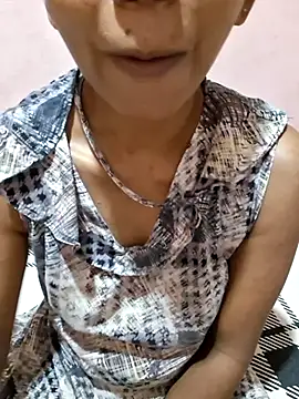 Snapshot of sunny_sweet chatting on 06-25-26, 02:55 sunny sweet online show from 06-25-26, 02:55
