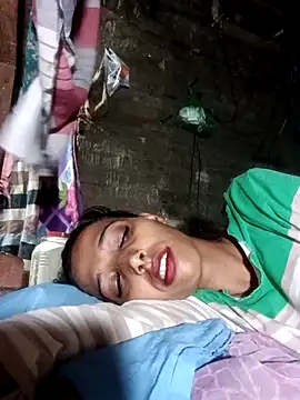 Snapshot of Pinki_thakur_1 chatting on 09-15-25, 10:43 Pinki thakur 1 online show from 09-15-25, 10:43