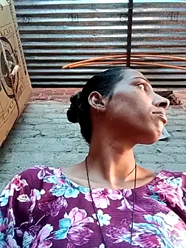 Snapshot of Pinki_thakur_1 chatting on 10-12-25, 10:14 Pinki thakur 1 online show from 10-12-25, 10:14
