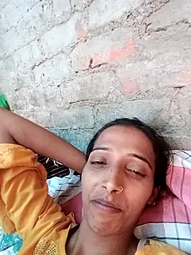 Snapshot of Pinki_thakur_1 chatting on 10-18-25, 05:43 Pinki thakur 1 online show from 10-18-25, 05:43