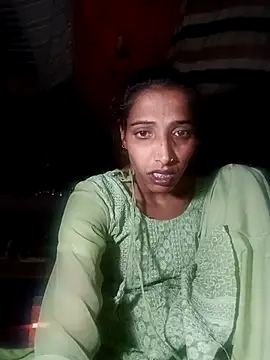 Snapshot of Pinki_thakur_1 chatting on 02-01-26, 05:44 Pinki thakur 1 online show from 02-01-26, 05:44