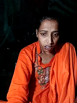 Snapshot of Pinki_thakur_1 chatting on 02-21-26, 07:15 Pinki thakur 1 online show from 02-21-26, 07:15