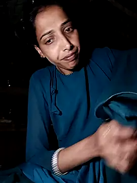 Snapshot of Pinki_thakur_1 chatting on 02-22-26, 06:50 Pinki thakur 1 online show from 02-22-26, 06:50