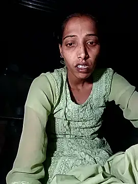 Snapshot of Pinki_thakur_1 chatting on 03-02-26, 07:43 Pinki thakur 1 online show from 03-02-26, 07:43