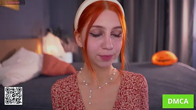 Snapshot of Venelopa chatting on 10-20-25, 03:12 Venelopa online show from 10-20-25, 03:12