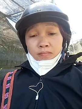 miumiu 00 online show from 09-24-25, 01:09