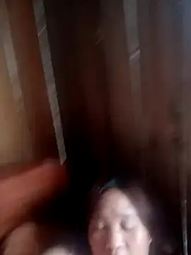 miumiu 00 online show from 09-25-25, 07:01