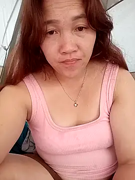 miumiu 00 online show from 10-02-25, 01:12