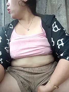 miumiu 00 online show from 10-07-25, 02:53