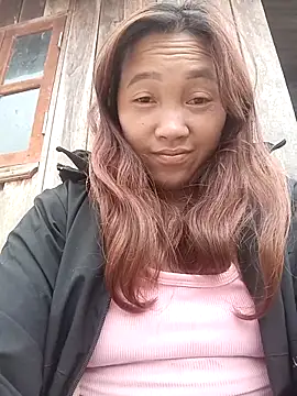 miumiu 00 online show from 10-20-25, 02:12