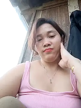 miumiu 00 online show from 10-30-25, 01:51