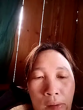 miumiu 00 online show from 11-05-25, 01:16