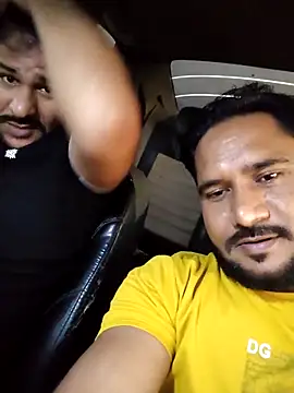 Snapshot of VijayLover69 chatting on 10-12-25, 12:48 VijayLover69 online show from 10-12-25, 12:48