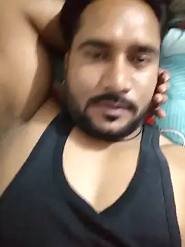 Snapshot of VijayLover69 chatting on 10-26-25, 04:46 VijayLover69 online show from 10-26-25, 04:46