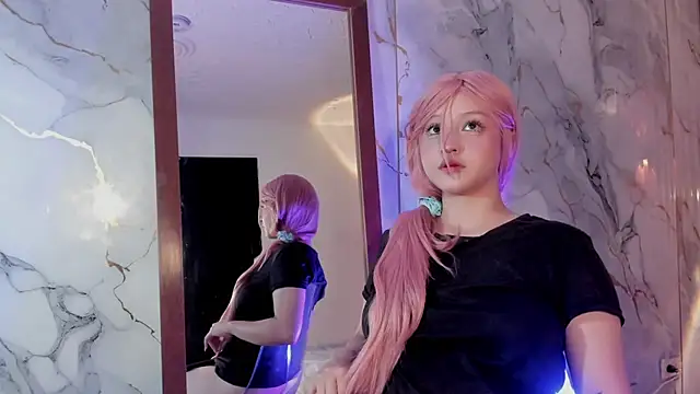 Snapshot of Suxan_White_ chatting on 09-14-25, 11:53 Suxan White online show from 09-14-25, 11:53