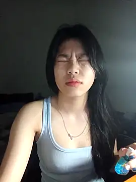 Snapshot of Katanh chatting on 04-27-26, 11:19 Katanh online show from 04-27-26, 11:19