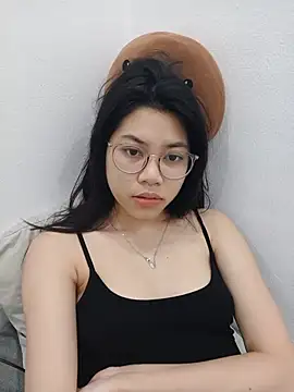 Snapshot of Katanh chatting on 07-11-26, 10:51 Katanh online show from 07-11-26, 10:51