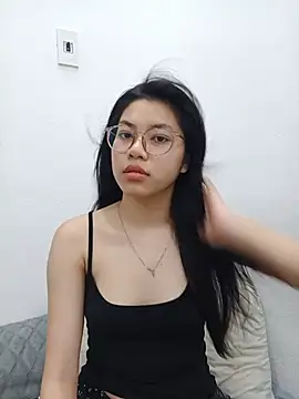 Snapshot of Katanh chatting on 07-14-26, 12:11 Katanh online show from 07-14-26, 12:11