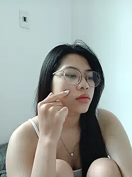 Snapshot of Katanh chatting on 07-19-26, 06:39 Katanh online show from 07-19-26, 06:39