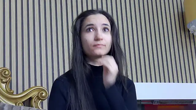 CarolinaBlair online show from 03-26-26, 06:30