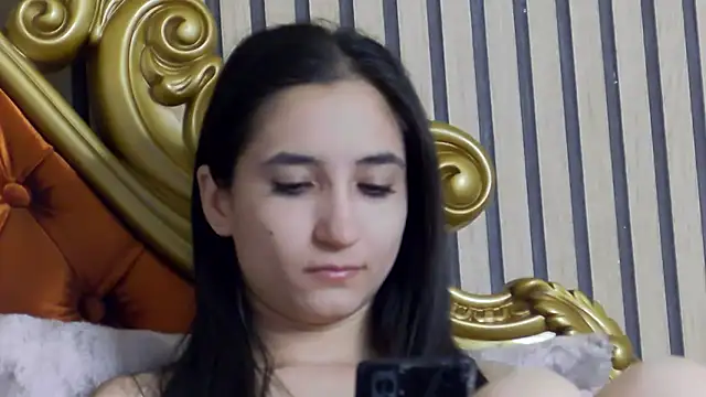 CarolinaBlair online show from 04-14-26, 07:36