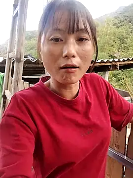 Snapshot of linda_bae00 chatting on 10-08-25, 09:07 linda bae00 online show from 10-08-25, 09:07