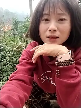Snapshot of linda_bae00 chatting on 01-14-26, 02:17 linda bae00 online show from 01-14-26, 02:17