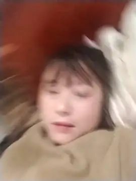 Snapshot of linda_bae00 chatting on 02-10-26, 02:37 linda bae00 online show from 02-10-26, 02:37