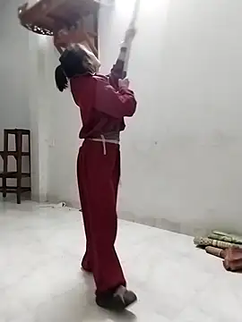 Snapshot of linda_bae00 chatting on 02-14-26, 01:46 linda bae00 online show from 02-14-26, 01:46