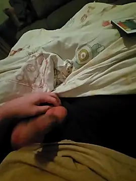 Snapshot of Ard0611 chatting on 02-16-26, 07:43 Ard0611 online show from 02-16-26, 07:43