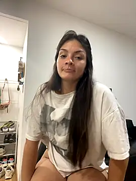 Danielaeliana online show from 11-23-25, 03:28