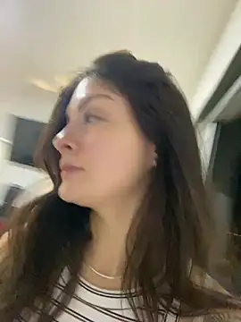 Danielaeliana online show from 04-19-26, 11:51