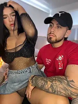 Snapshot of Tomas_Olivia chatting on 10-28-25, 03:47 Tomas Olivia online show from 10-28-25, 03:47